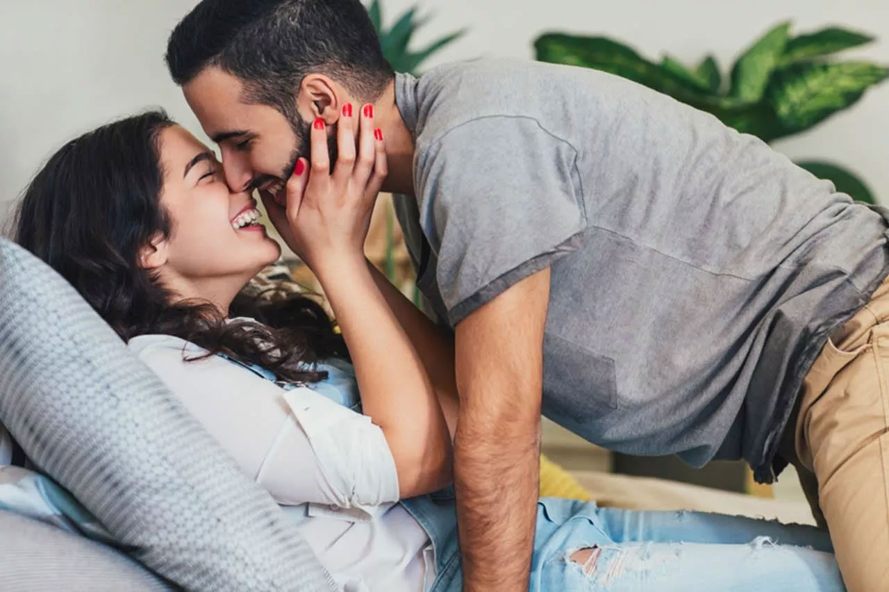 بهترین پوزیشن برای اولین رابطه جنسی